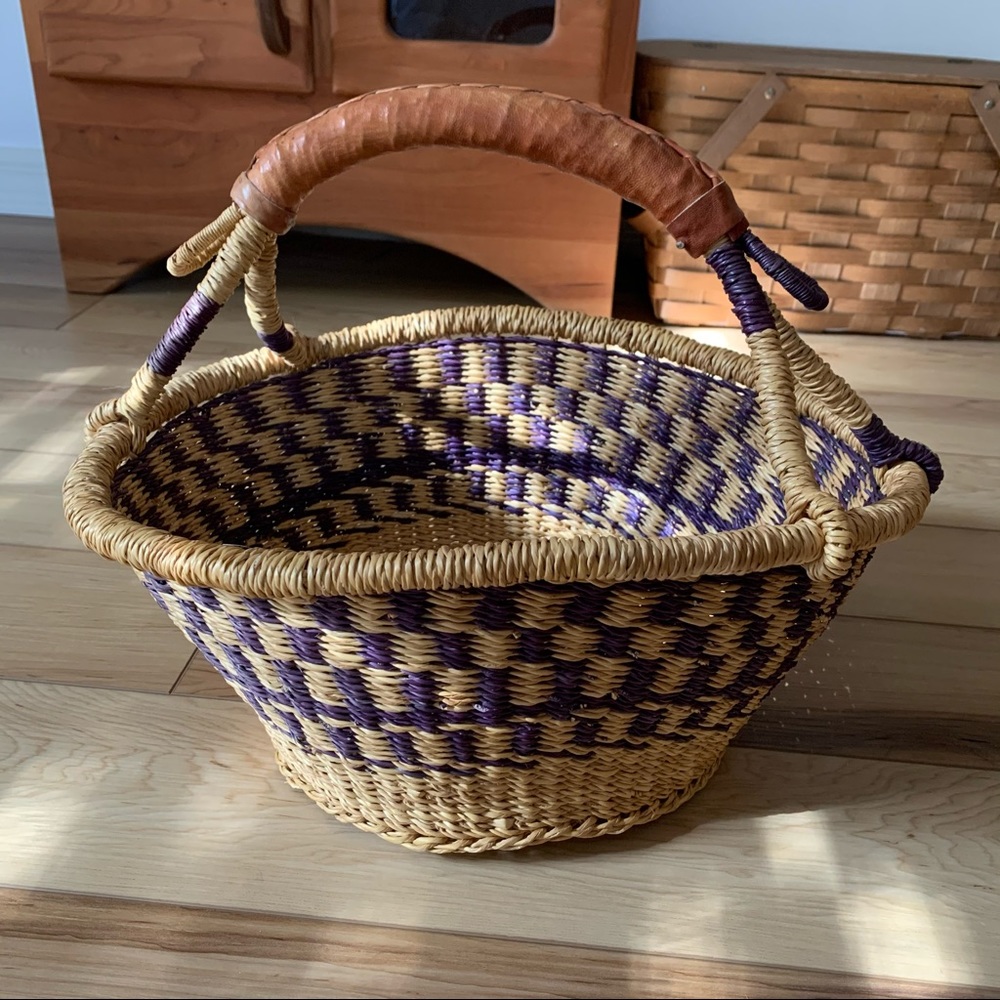 Medium sized African market basket